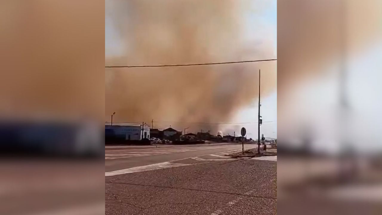 Incendio forestal en Casas de don Pedro