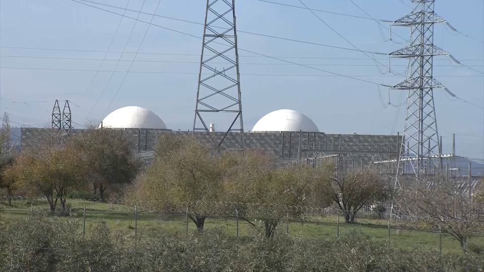 Nace una plataforma ciudadana para intentar revertir el cierre previsto de la central nuclear de Almaraz