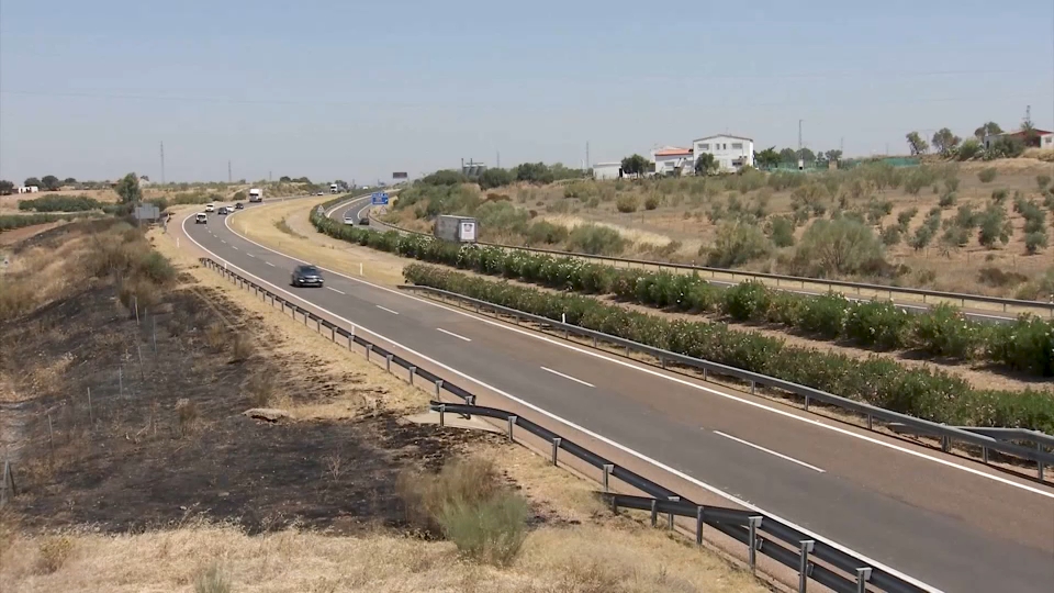 El 112 Extremadura ha intervenido en 39 accidentes de tráfico durante el fin de semana