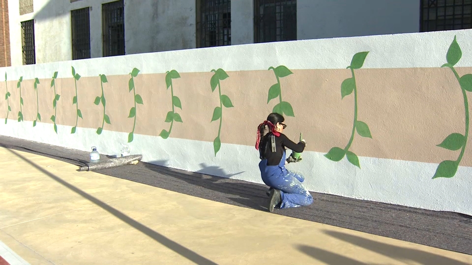 Mural en la cárcel vieja de Cáceres