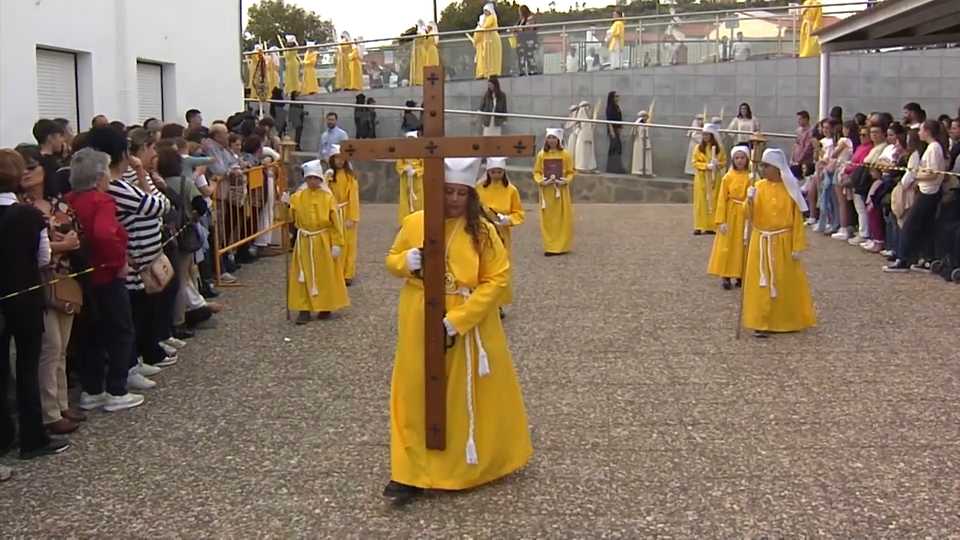 VIDEO: Jerez de los Caballeros celebra su Semana Santa Infantil 