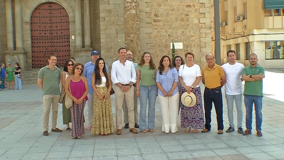 El PP arropa a Elisabeth Medina