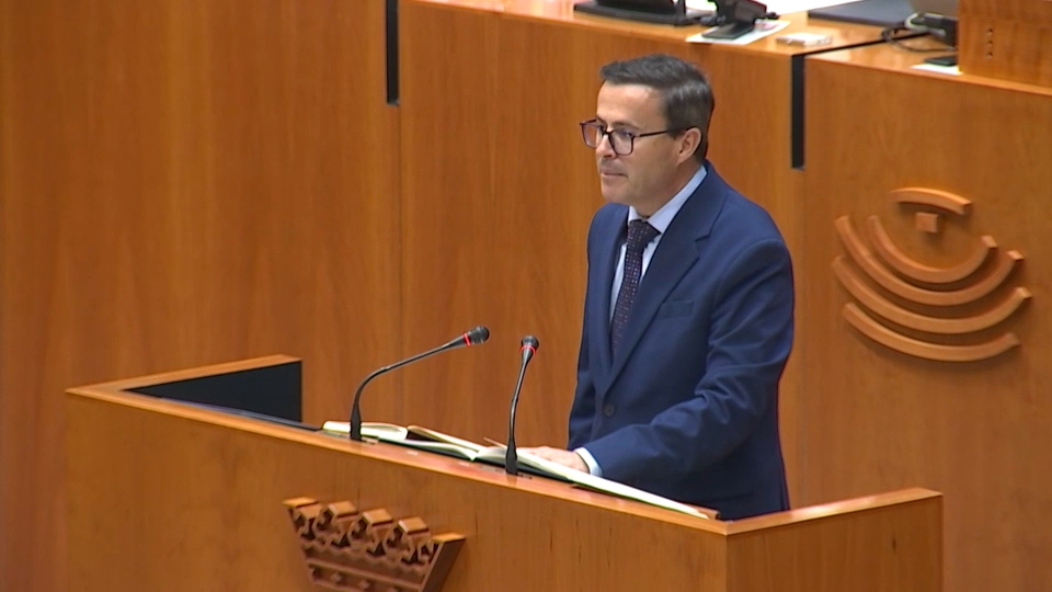 Miguel Ángel Gallardo en la Asamblea de Extremadura