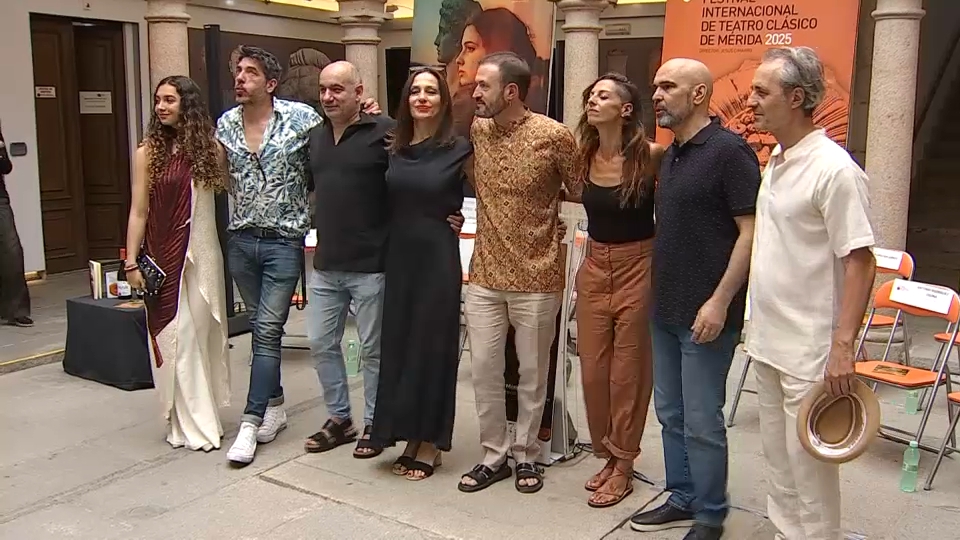El elenco de 'Cleopatra enamorada' en Mérida