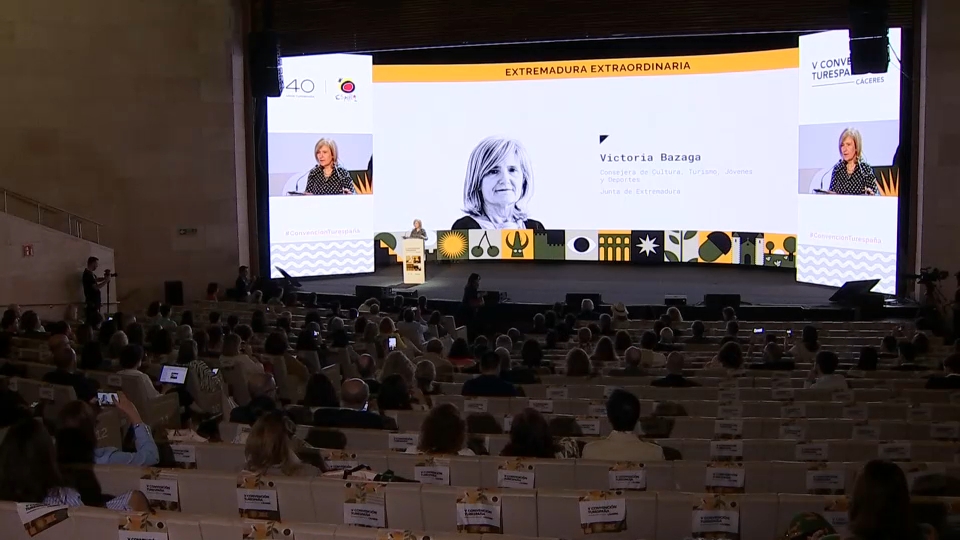 Vcitoria Bazaga en V Convención TURESPAÑA