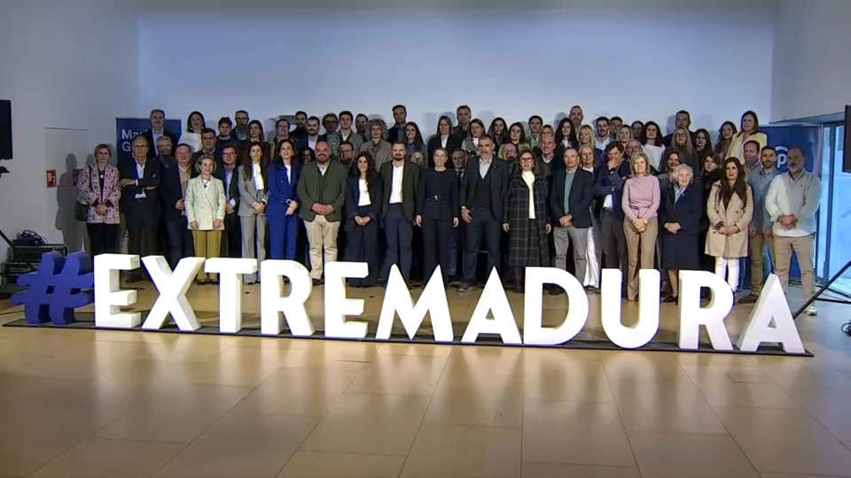 El Partido Popular presenta sus listas para las elecciones del 21 de diciembre