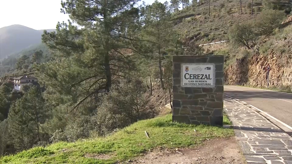 Entrada a Cerezal, en Las Hurdes