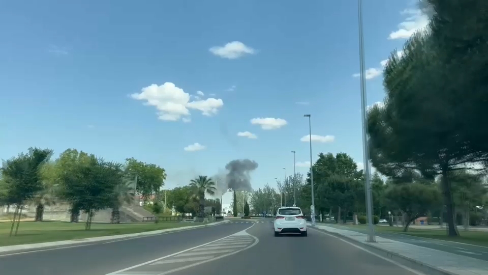 Arde un camión en Don Benito por causas que aún se desconocen 