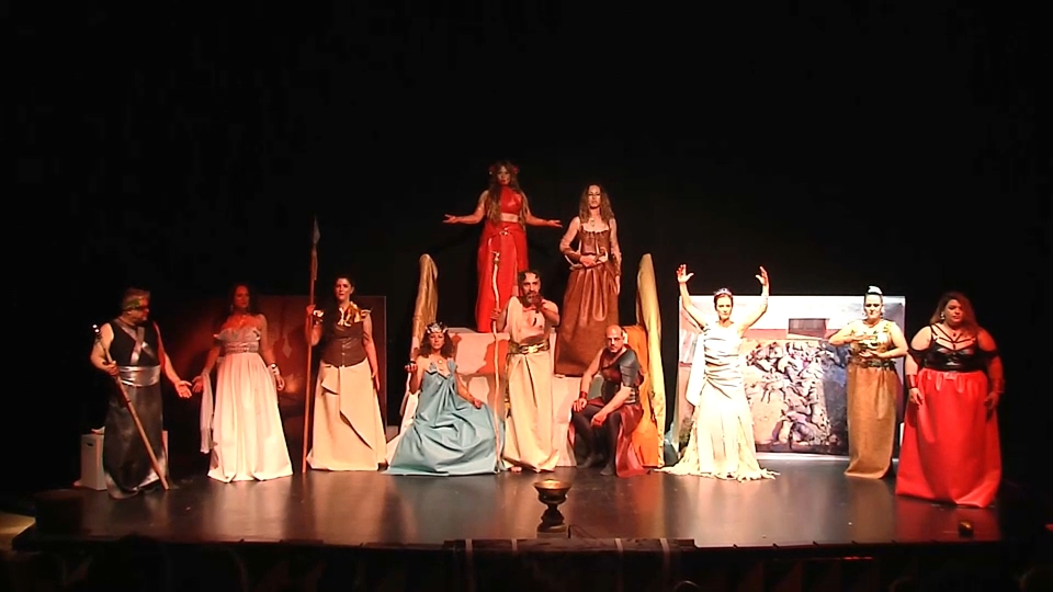 El Festival de Teatro 'Escénicas' de Guareña programa seis obras que arrancan con la local 'Tocados por los Dioses'