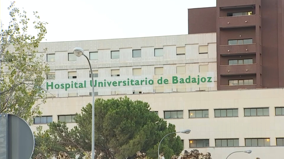 Dos heridos graves en un accidente de tráfico en Jerez de los Caballeros