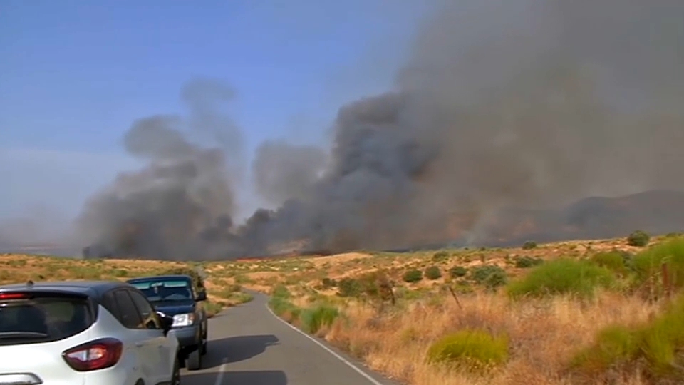Perimetrado al 90 por ciento el incendio en Villar del Pedroso