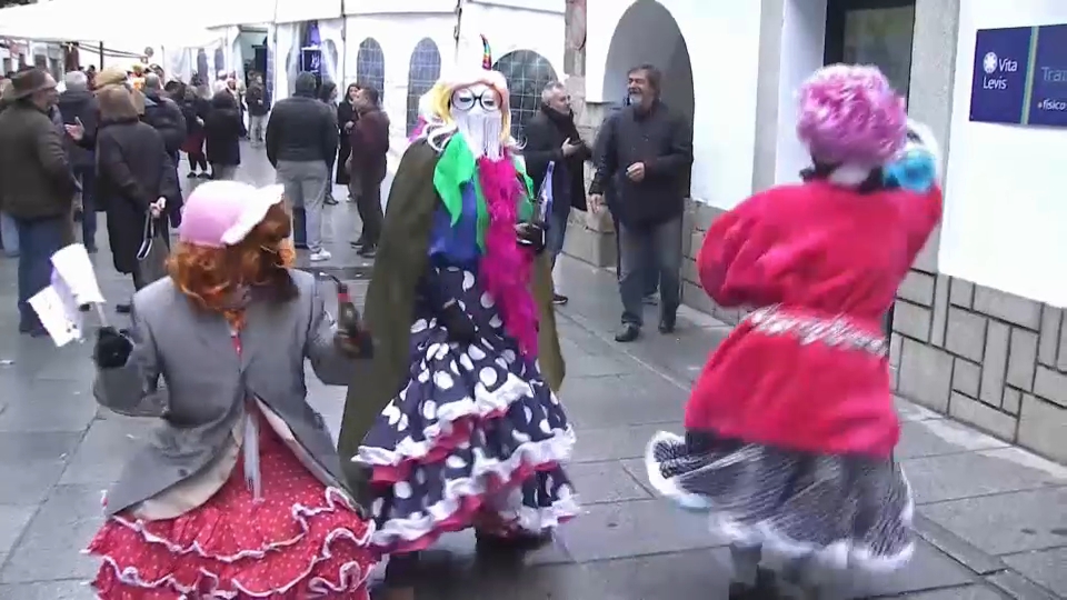 Montánchez revive su Carnaval más auténtico con los Jurramachos