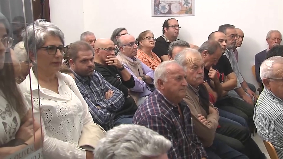 Pleno en el ayuntamiento de Olivenza