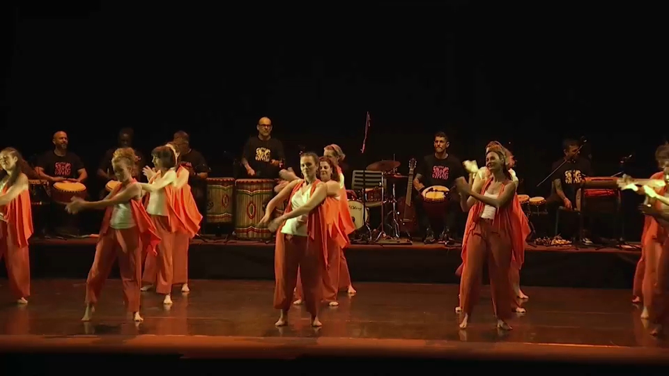 África en Danza