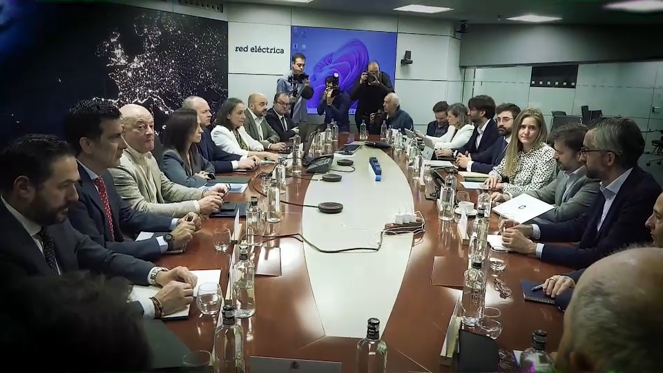  El Gobierno descubre una nueva perturbación en el sistema, en el sur de España, poco antes del apagón