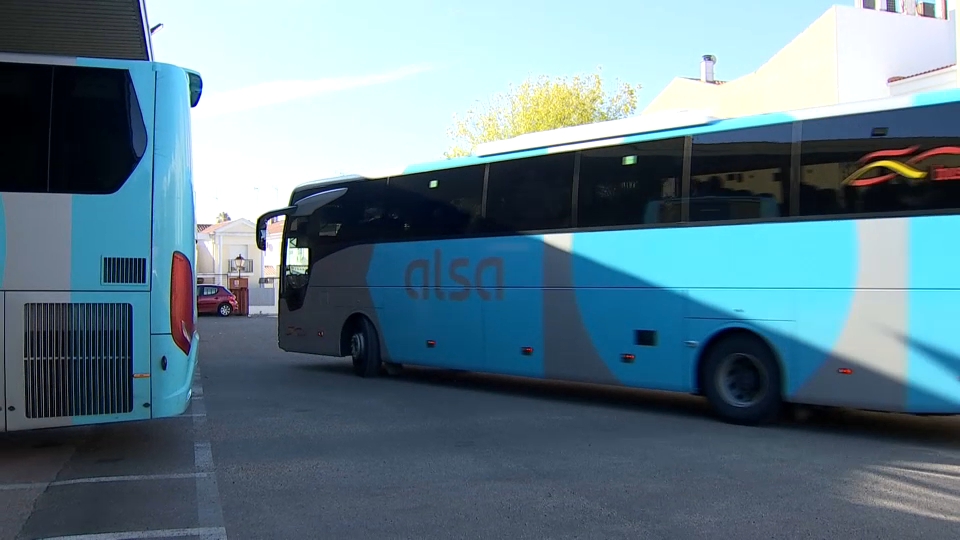 El número de viajeros por autobús aumenta en Extremadura un 8,4% en noviembre hasta alcanzar las 1.331.000 personas