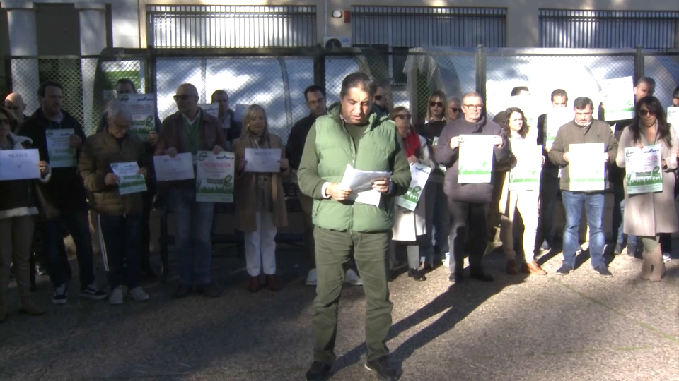 Profesores y jubilados reivindican un acuerdo entre Muface, el Gobierno y las aseguradoras