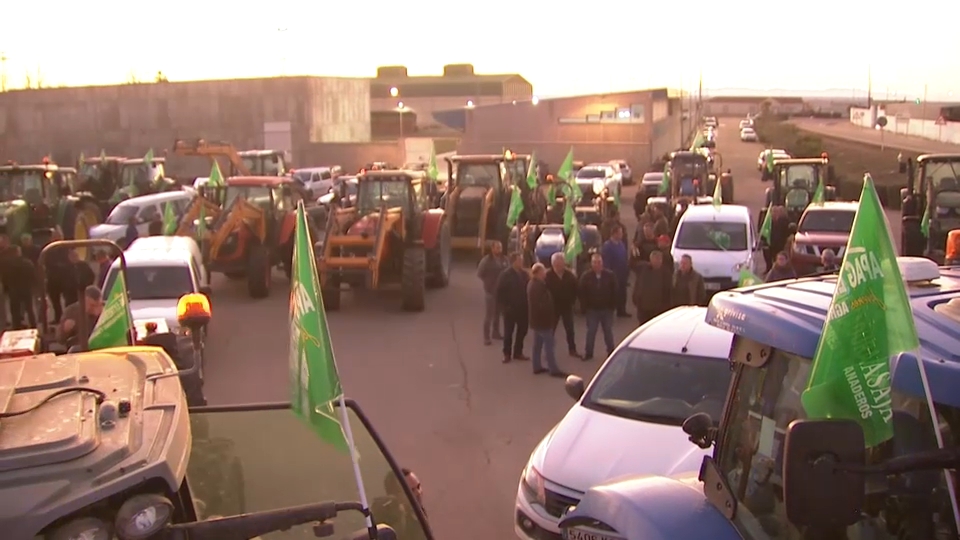 Tractorada en Talarrubias