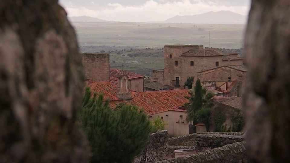 Cáceres, Malpartida, Trujillo y Monsanto (Portugal) promocionan los enclaves donde se rodó Juego de Tronos