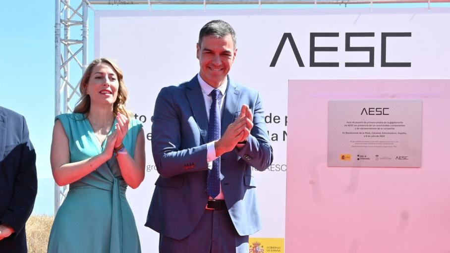 María Guardiola y Pedro Sáncez