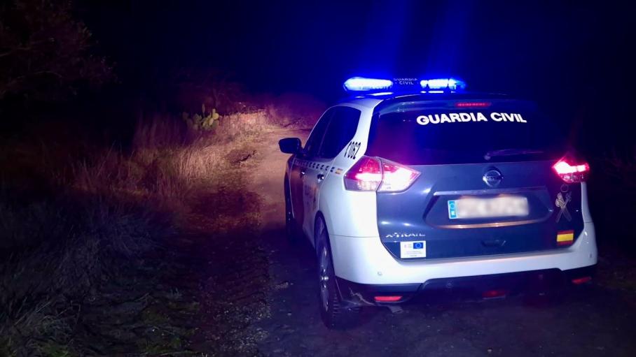 Vehículo de la Guardia Civil durante la búsqueda