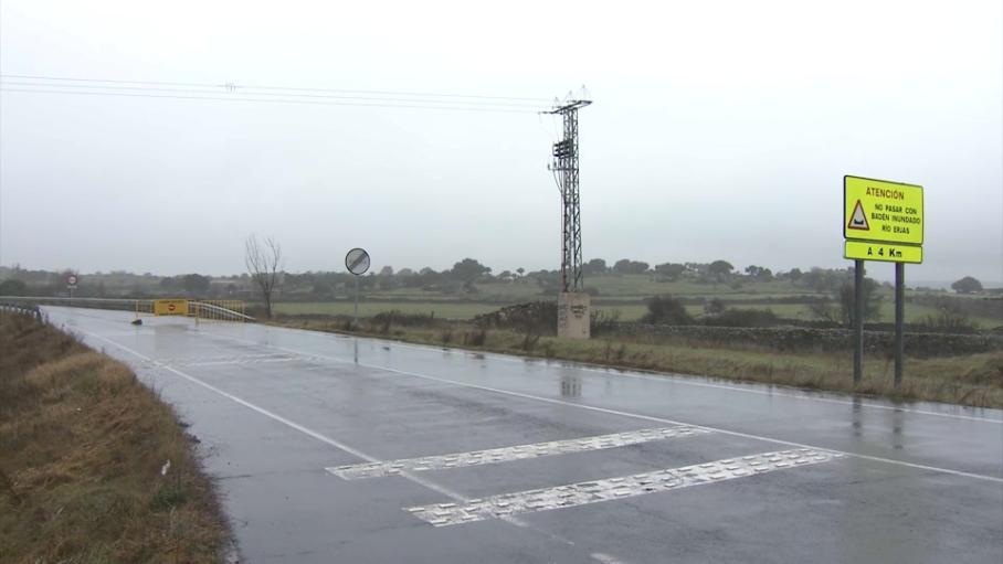 La DGT recomienda consultar el estado de las carreteras antes de viajar ante la borrasca Konrad