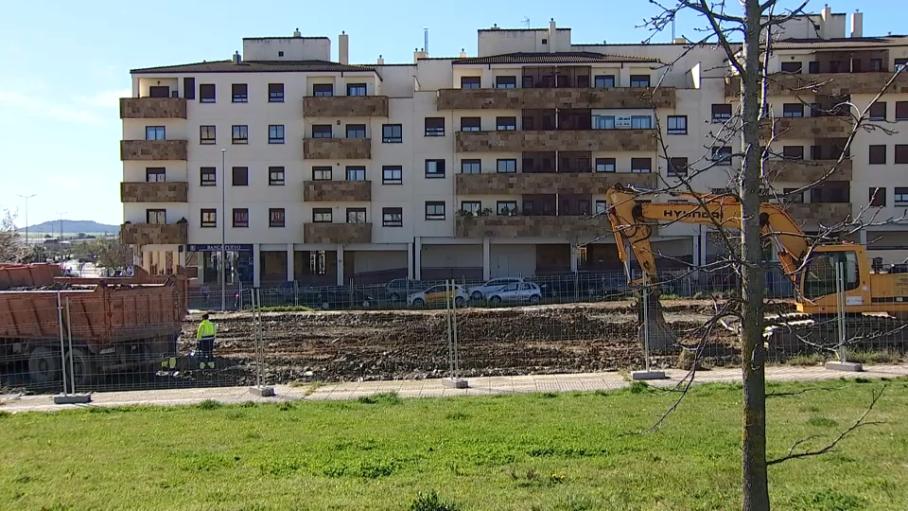 La construcción ha creciodo un 7% en Extremadura en 2024, dos puntos por encima de la media nacional, según un estudio