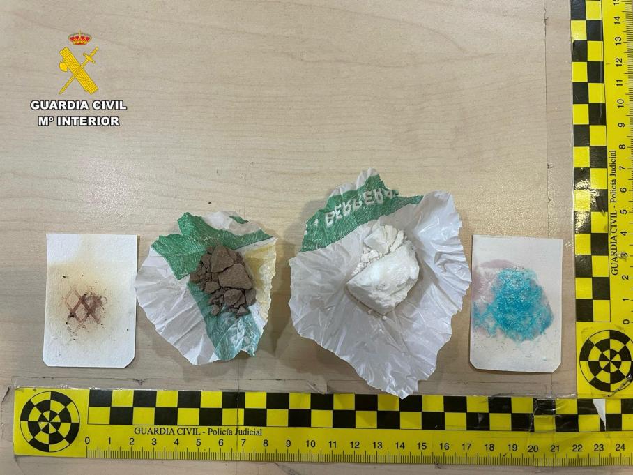 Detenidos a un hombre y una mujer por tráfico de drogas en Navalmoral de la Mata