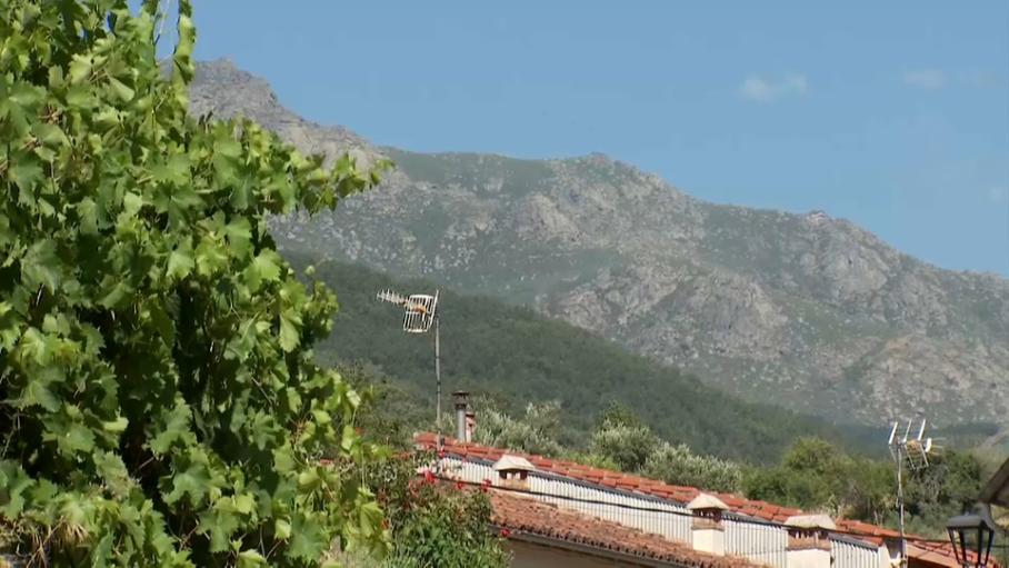 La Guardia Civil localiza, en buen estado de salud, a un ciclista extraviado en una zona arbolada próxima a Hervás
