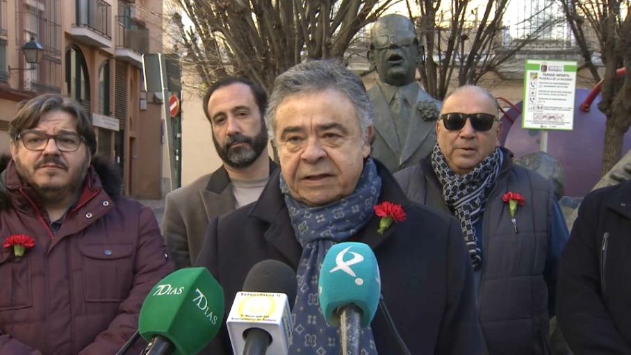 Las redes se llenan de condolencias por la muerte del flamencólogo Paco Zambrano