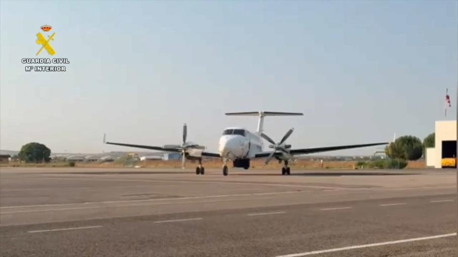 La Guardia Civil sobrevuela la zona afectada por el incendio de Jarilla para detectar posibles reactivaciones