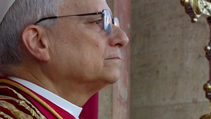 Papa León XIV en el balcón de San Pedro. 