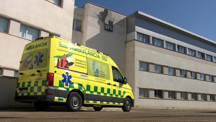 Ambulancia del Servicio Extremeño de Salud