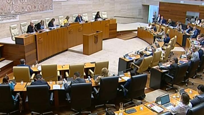 Asamblea de Extremadura durante la votación de la Ley de Concordia