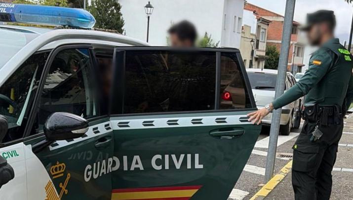 La Guardia Civil detiene a dos hombres por un robo cometido en Jerte