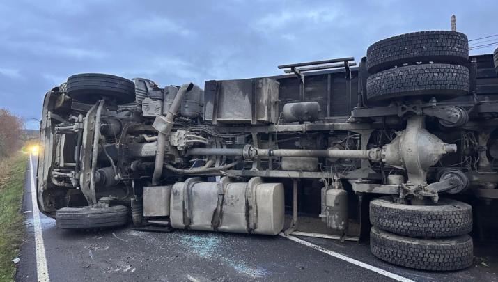El camión transportaba ganado en el momento del accidente