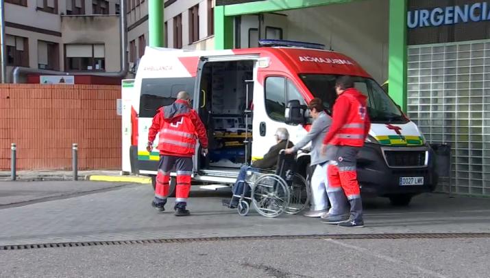 Cruz Roja traslada a un hospitalizado a votar