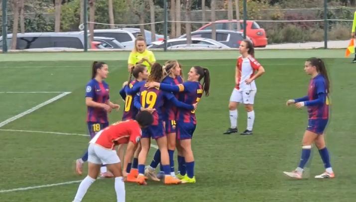 El filial del Barcelona celebra uno de los goles logrados frente al Cacereño
