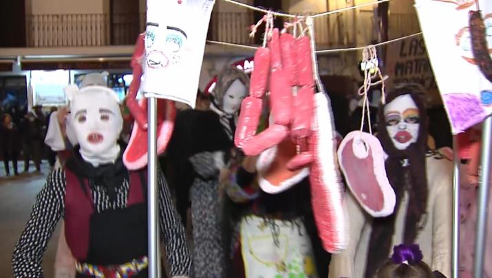 Los Jurramachos en las calles de Montánchez