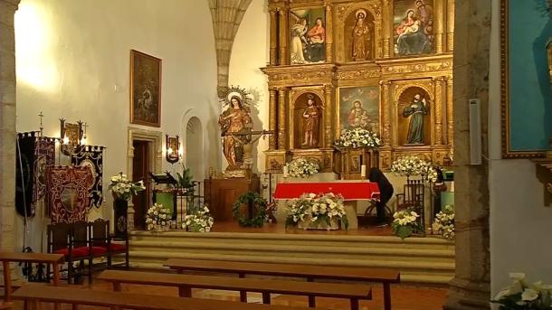 Todo listo en La Codosera para celebrar la Vigilia Pascual