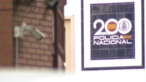 Dos jóvenes de 19 años, detenidos por robar con violencia a un vendedor de cupones en Badajoz