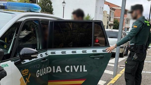 La Guardia Civil detiene a dos hombres por un robo cometido en Jerte
