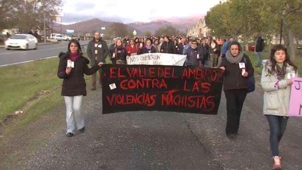 Manifestación el Aldeanueva del Camino el 25N