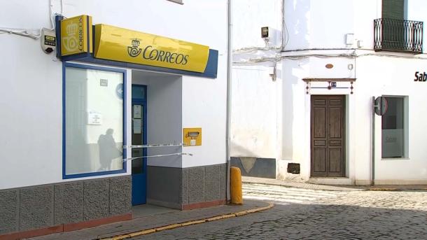 Oficina de Correos de Fuente de Cantos precintada tras el robo