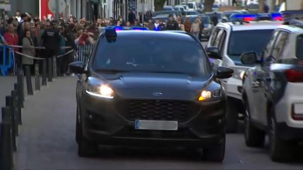 Llegada de los detenidos por la desaparición y muerte de Francisca Cadenas a los juzgados de Villafranca de los Barros