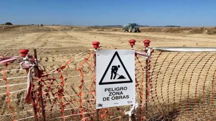 Obras de la futura autovía que conecte Cáceres con Badajoz