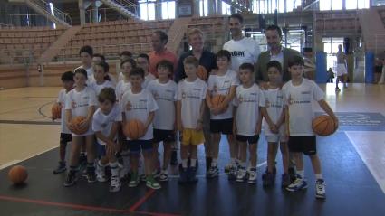 José Manuel Calderón en su campus de verano