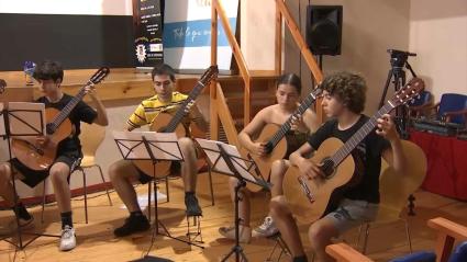 Campus de guitarra en Arroyo de la Luz