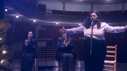 Viky González. Interpreta La cuna nochebuena flamenca