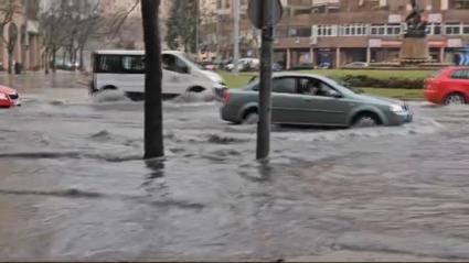 La borrasca Garoé provoca cortes de carreteras en la región y pequeñas inundaciones en algunos municipios